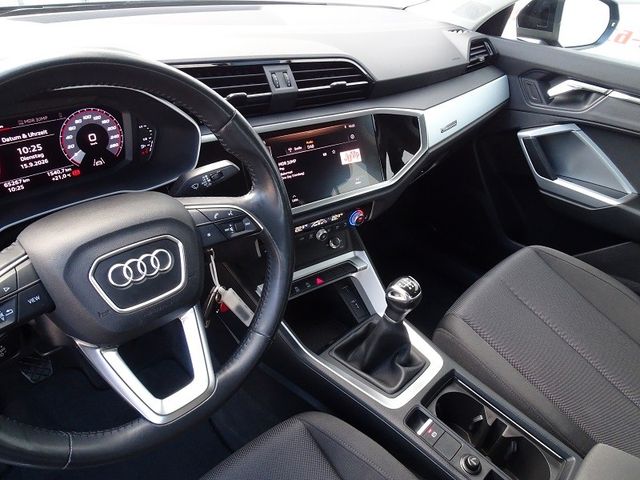 Q3 35 TFSI advanced