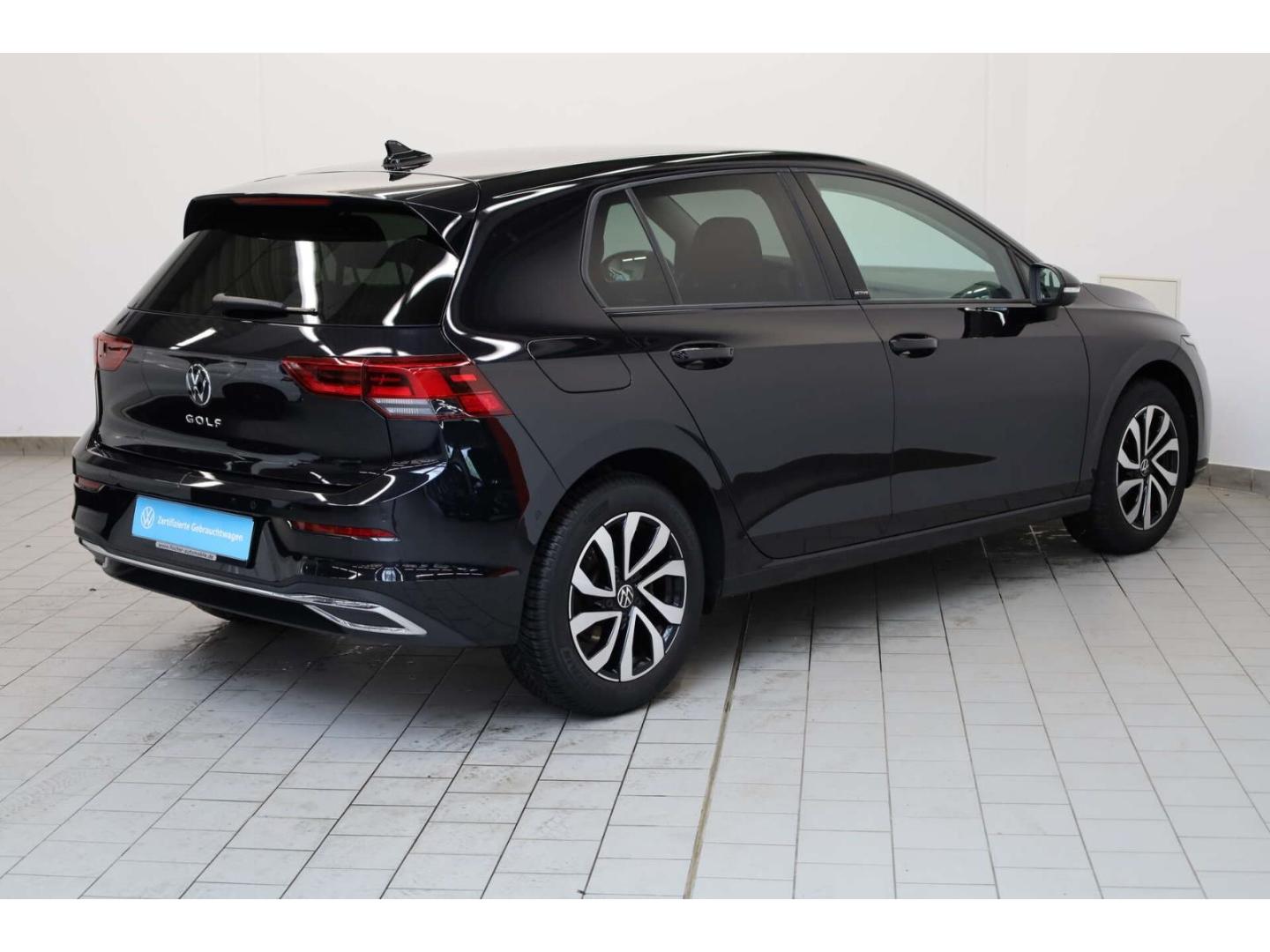 Volkswagen Golf 1.5 TSI Active 6-Gg Std.Hz./LED/NAV/HUD/RFK, миниатюра 4