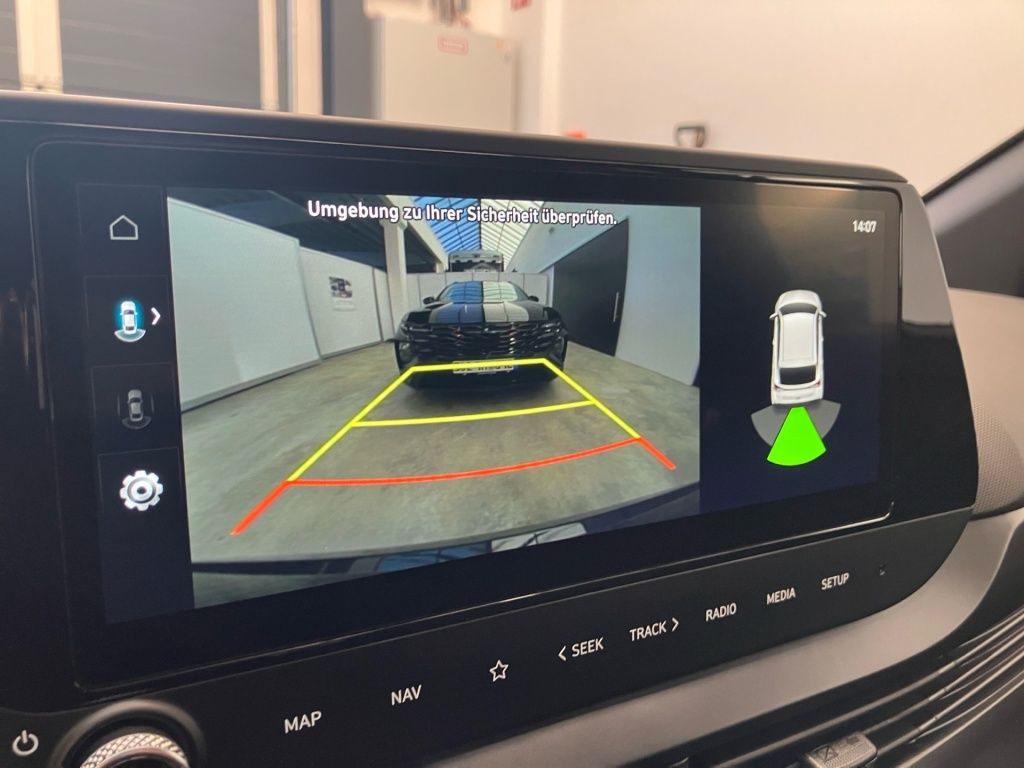 Fahrzeugabbildung Hyundai BAYON 1.0 T-GDI 7-DCT Blackline AUT Akustikglas