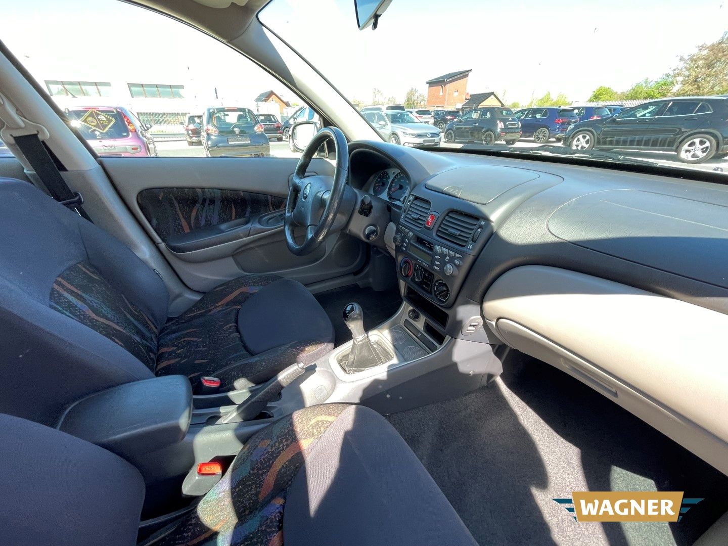 Fahrzeugabbildung Nissan Almera Comfort Klimaanlage 1 - Hand