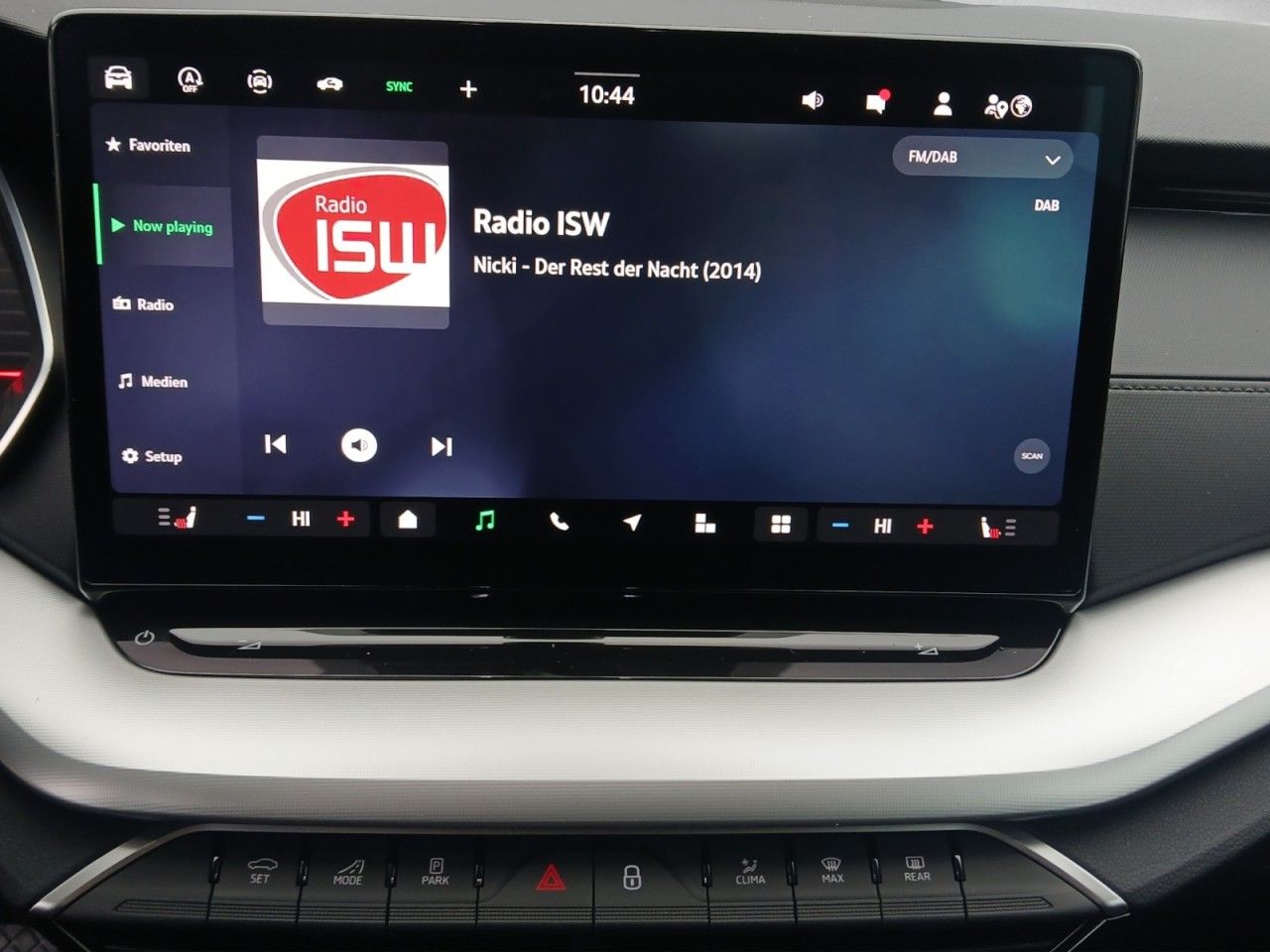 SKODA Octavia Combi 2.0 TDI 110 kW Selection Navi AHK - Bild 17