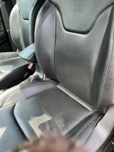 Jeep Compass 1.3 GSE T4 110kW S DCT S Leder AHK - Jeep Compass von privat