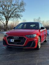 Audi A1  Sportback S Line 40 TFSI (200 PS) - Audi A1: 1.2