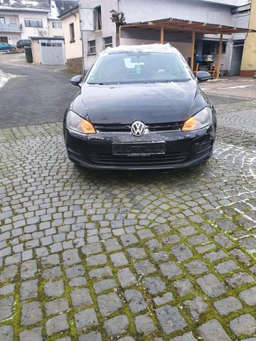 Volkswagen GOLF 7 1.6TDI