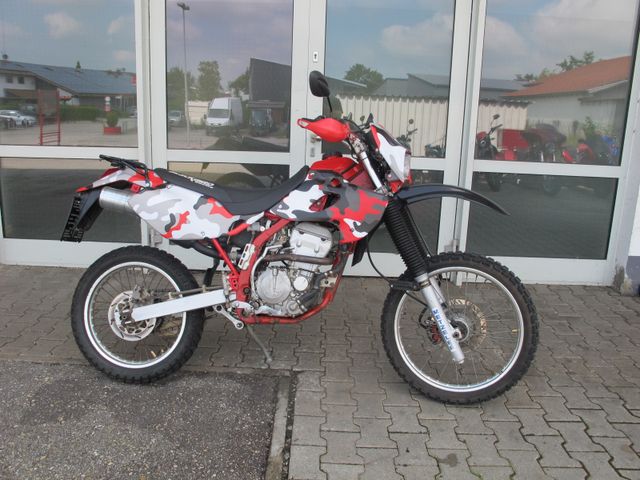 Kawasaki KLX 250 E