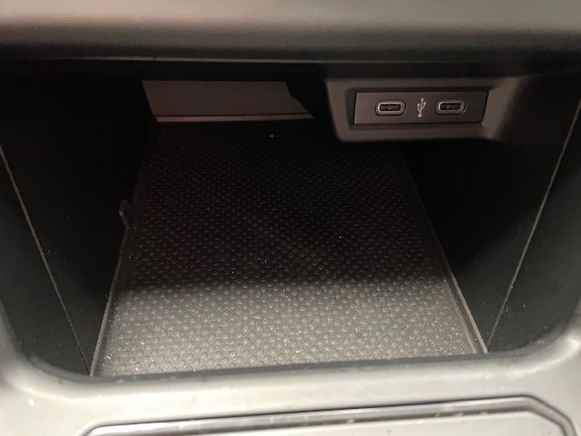 Polo 1.0 NaviVorbereitung digitales Cockpit LED 