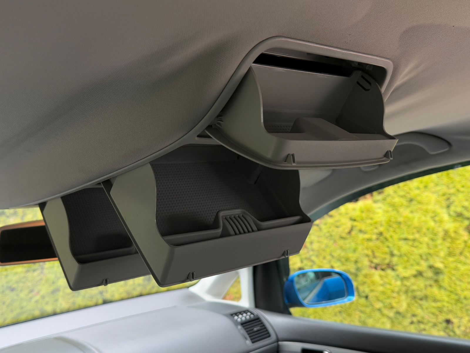 Fahrzeugabbildung Volkswagen Touran 2.0 FSI Goal NAVI+AHK+PDC+TEMP+ALLWETTER+