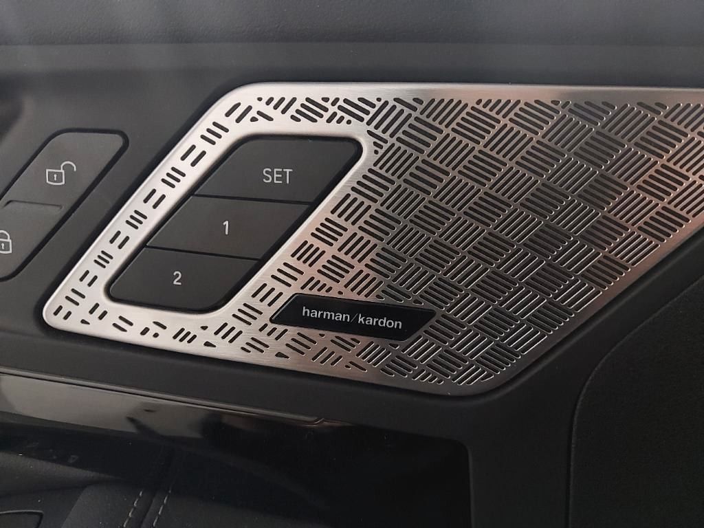 Fahrzeugabbildung BMW 218 i Active Tourer M Sport H&k Pano Memory ACC