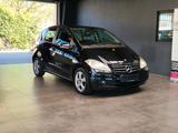 Mercedes-Benz A 150 Classic*KLIMA*SHZ*BLUETOOTH*CD* - Mercedes-Benz: B Class