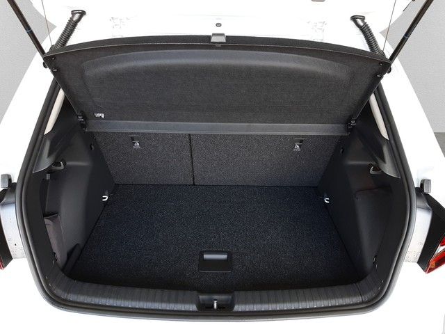 Fahrzeugabbildung Skoda Fabia Balance 1.0TSI DSG Navi LED ACC PDC SHZ