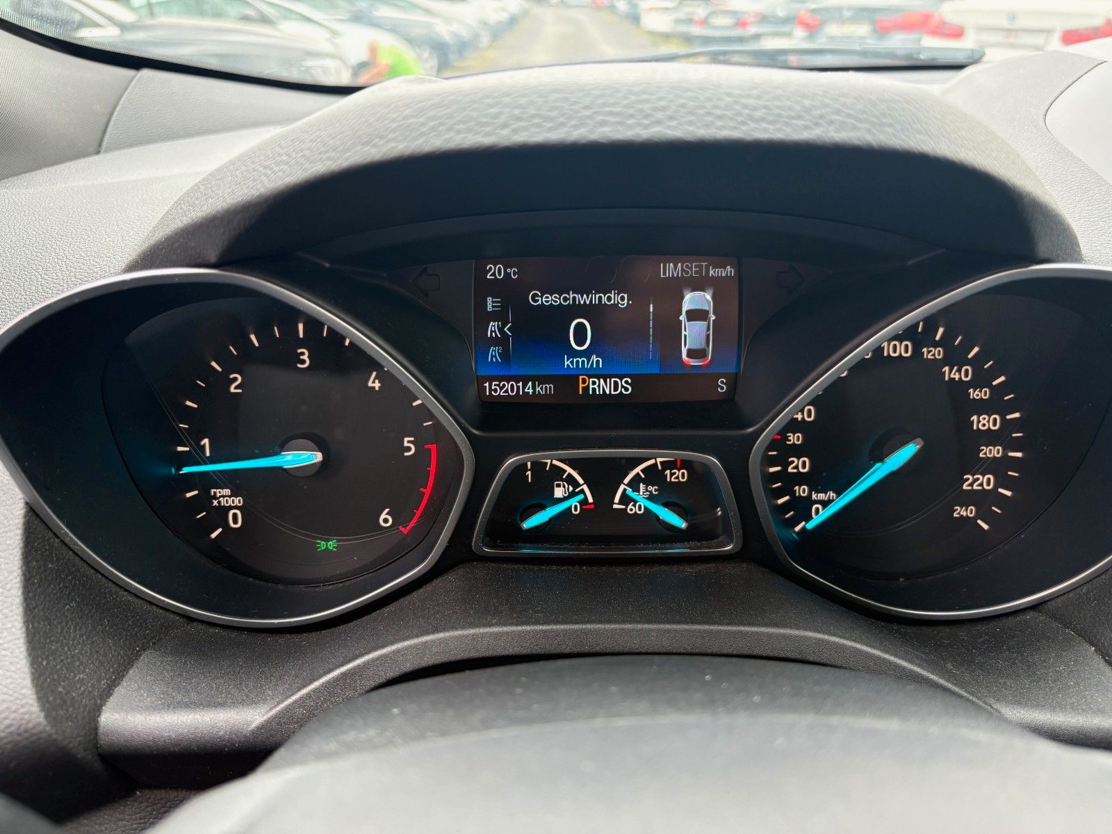 Fahrzeugabbildung Ford Kuga 2.0 TDCi 4x4 ST-Line Aut. Navi Leder Xenon