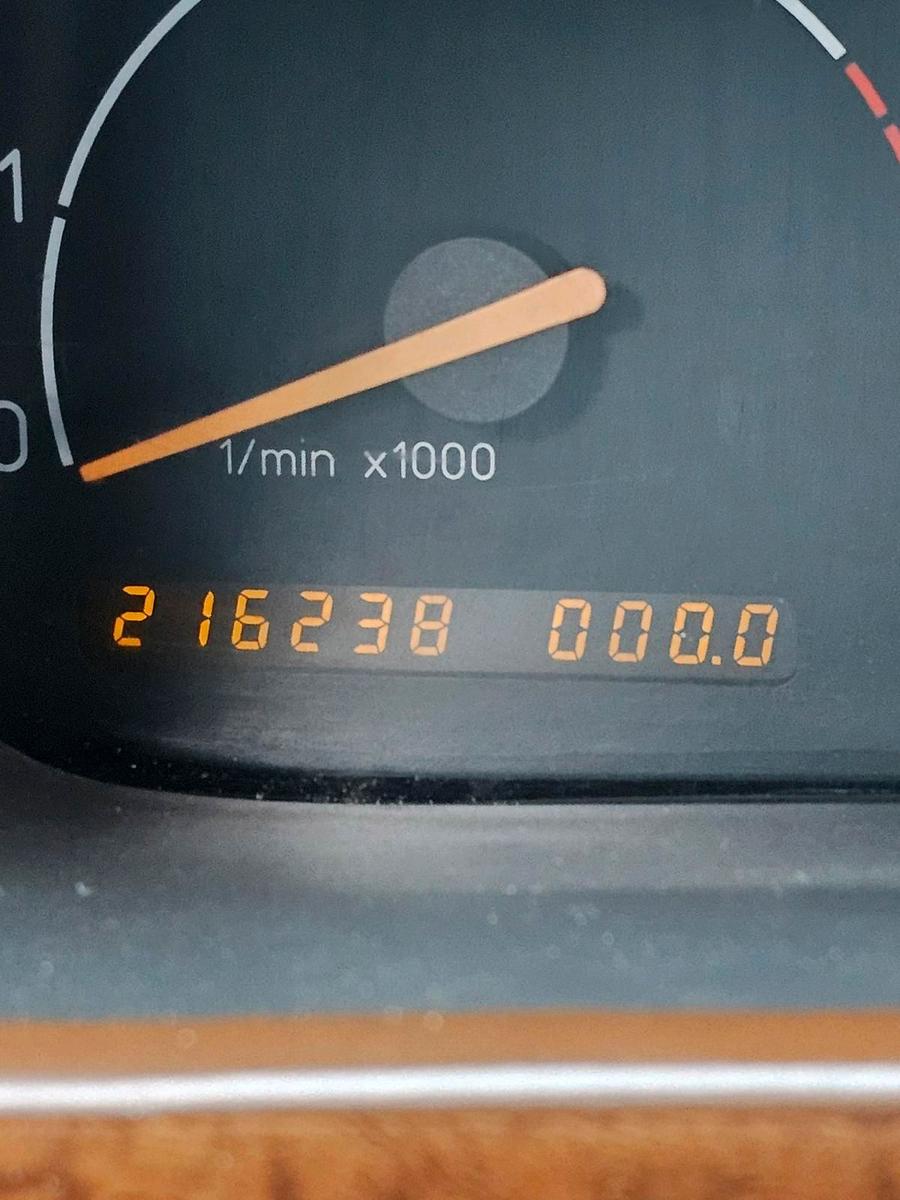Audi A6 2004 — photo 9