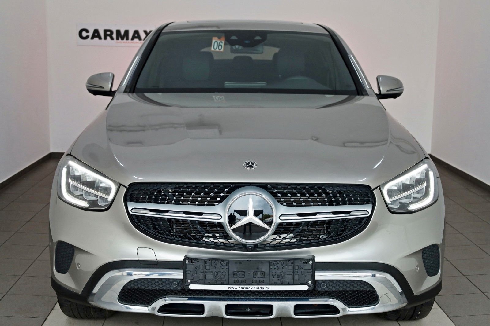 Fahrzeugabbildung Mercedes-Benz GLC 300 de 4M Coupe,Leder,Navi,360Kamera,ACC,SD
