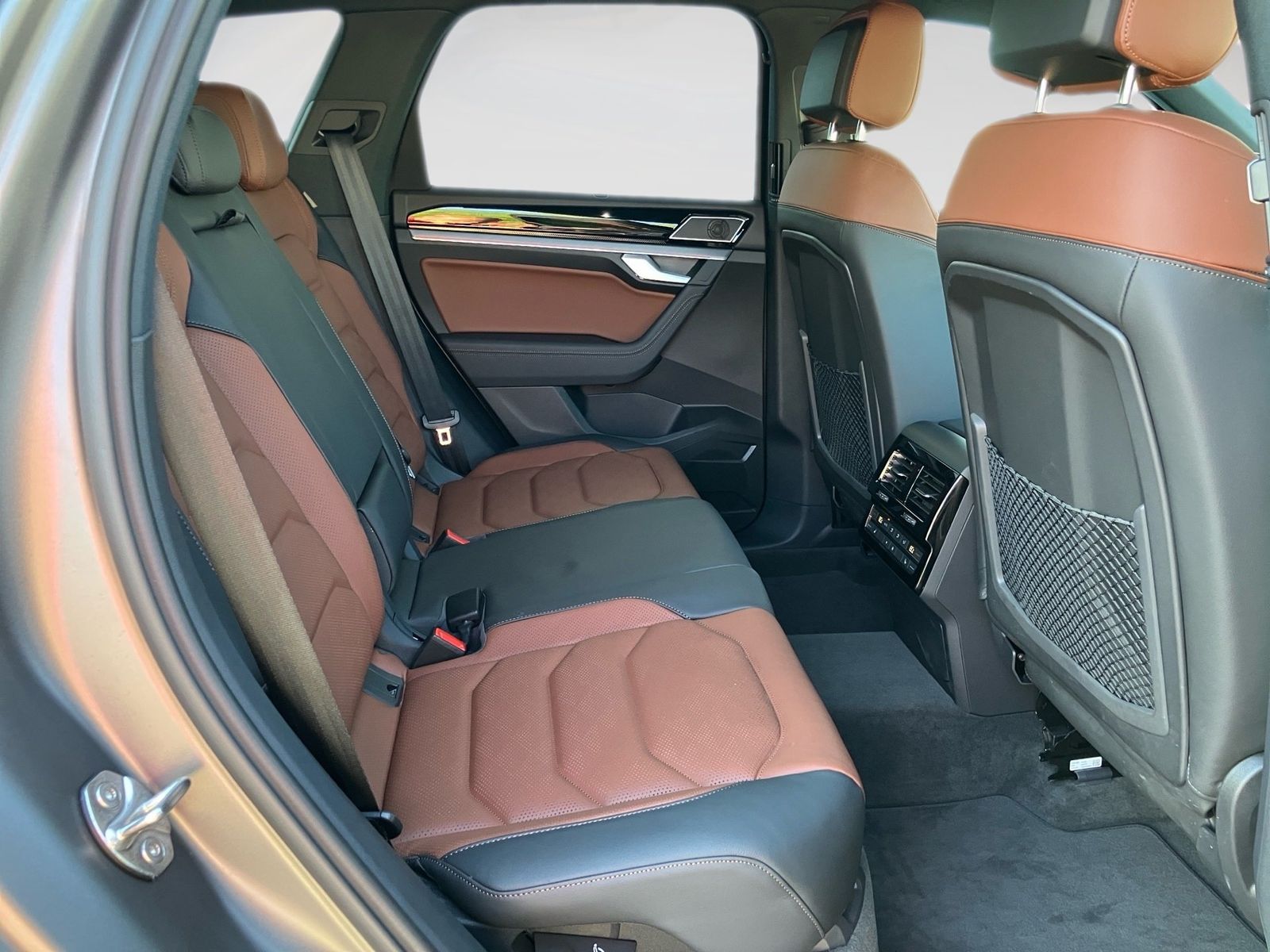 Volkswagen Touareg - Bild 10