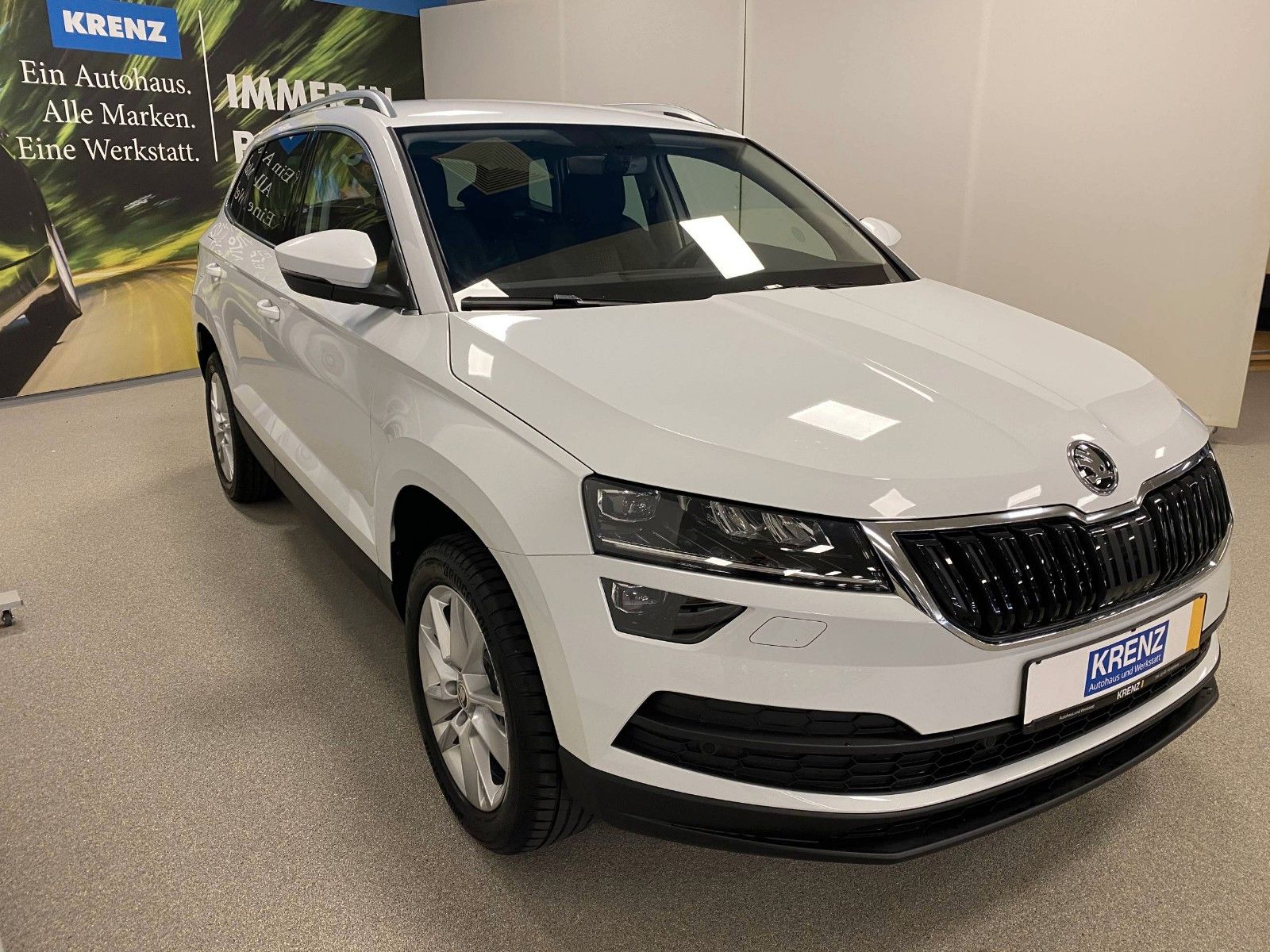 Fahrzeugabbildung SKODA Karoq 1.5 TSI DSG STYLE+LED+NAVIGATION+ACC+17"++