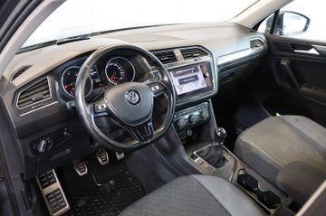 Volkswagen Tiguan 2.0 TDI Comfortline HUD+ACC+SIDE+PANO+AHK