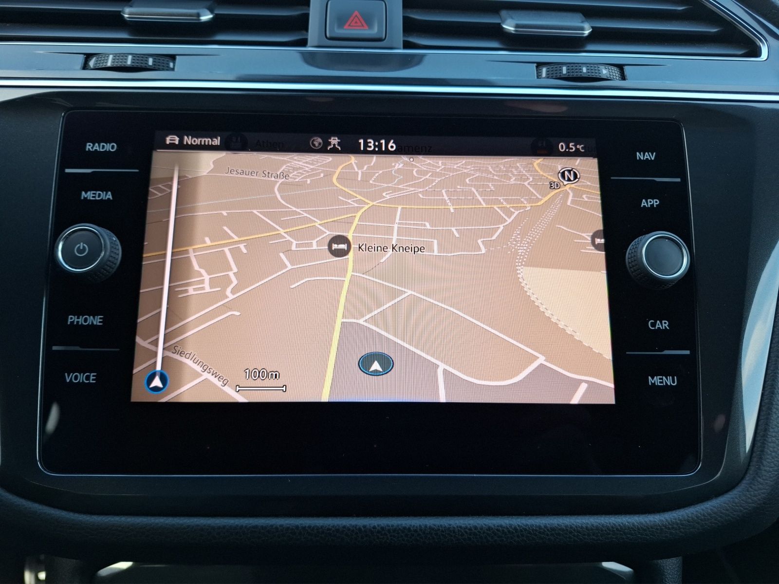 Fahrzeugabbildung Volkswagen Tiguan Allspace TSI R-Line DSG 4M Matrix Navi AI
