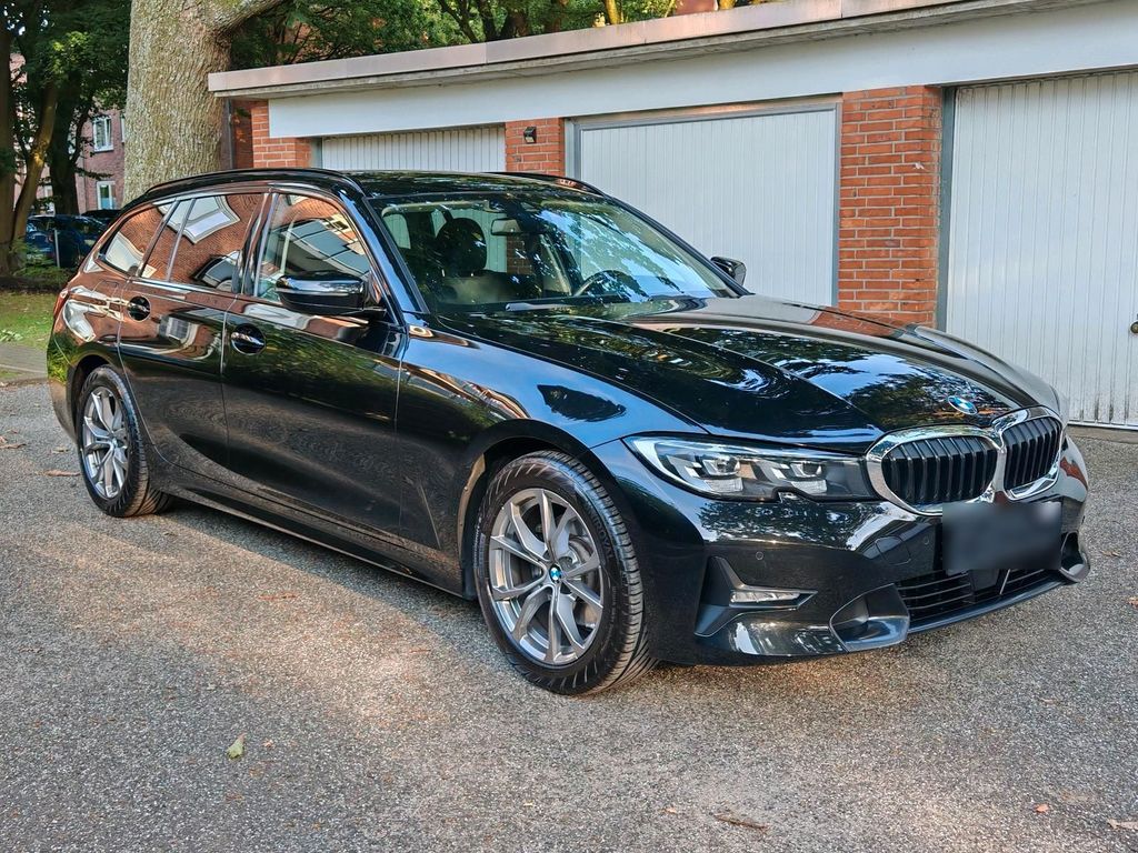 Image of BMW 320