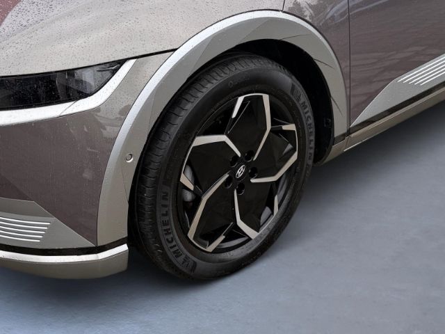 Fahrzeugabbildung Hyundai IONIQ 5 Uniq Elektro 4WD +LEDER+LED+KLIMA+PDC+UV