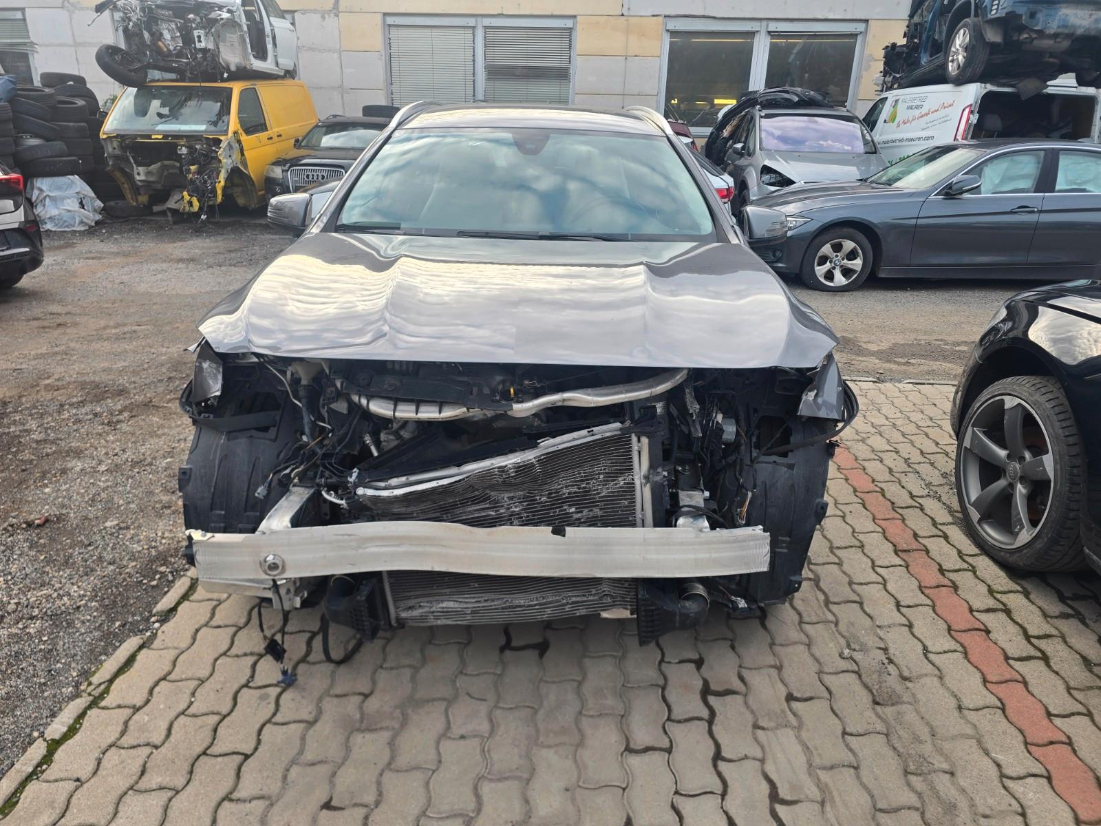 Mercedes-Benz GLA 200 Automatik