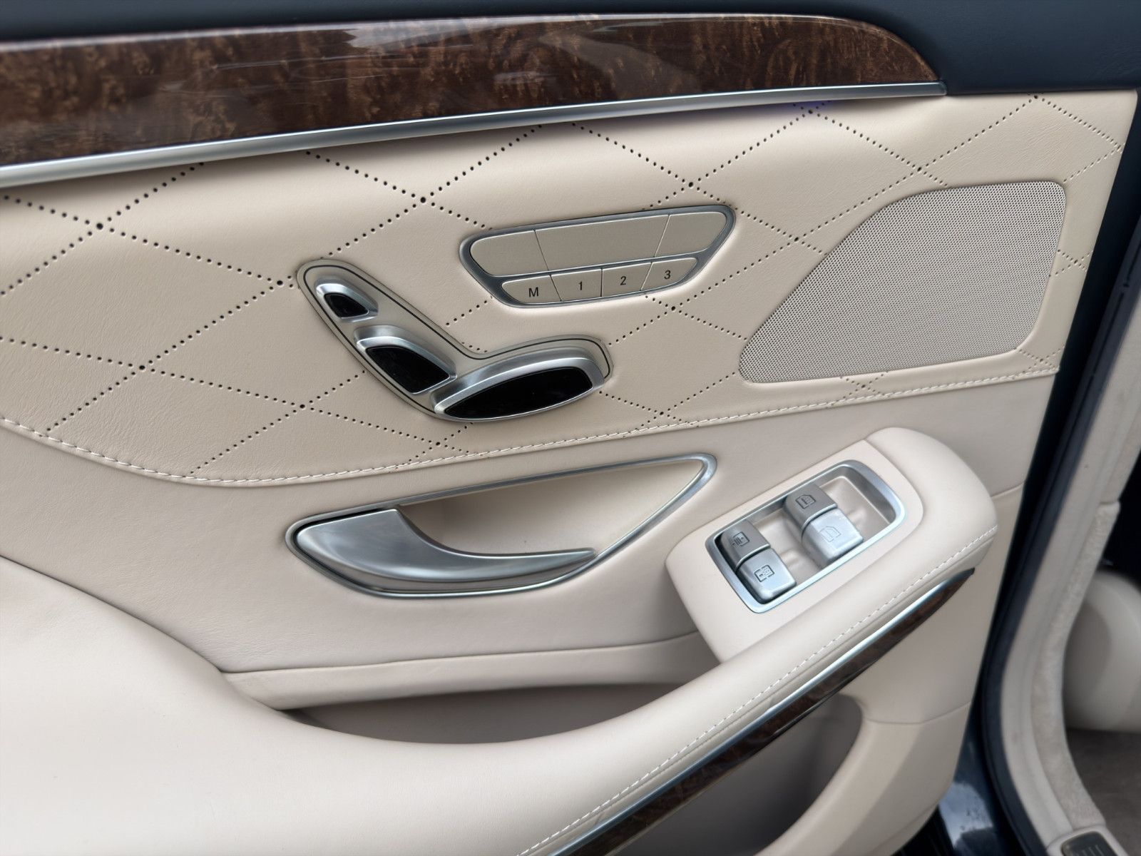 Mercedes-Benz S 500 4Matic Aut.Edition 1 360° PANO ACC LED NAV foto 16