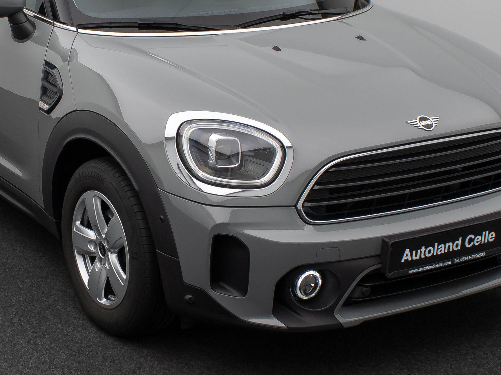 Fahrzeugabbildung MINI One Countryman Essential Trim Kamera AHK LED