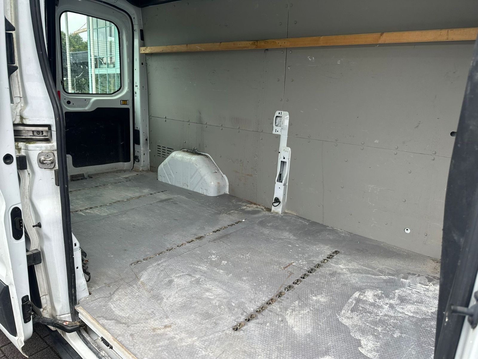 Fahrzeugabbildung Ford Transit 350 L3H2 TREND*KLIMA*TEMPO*LED*3 SITZER*