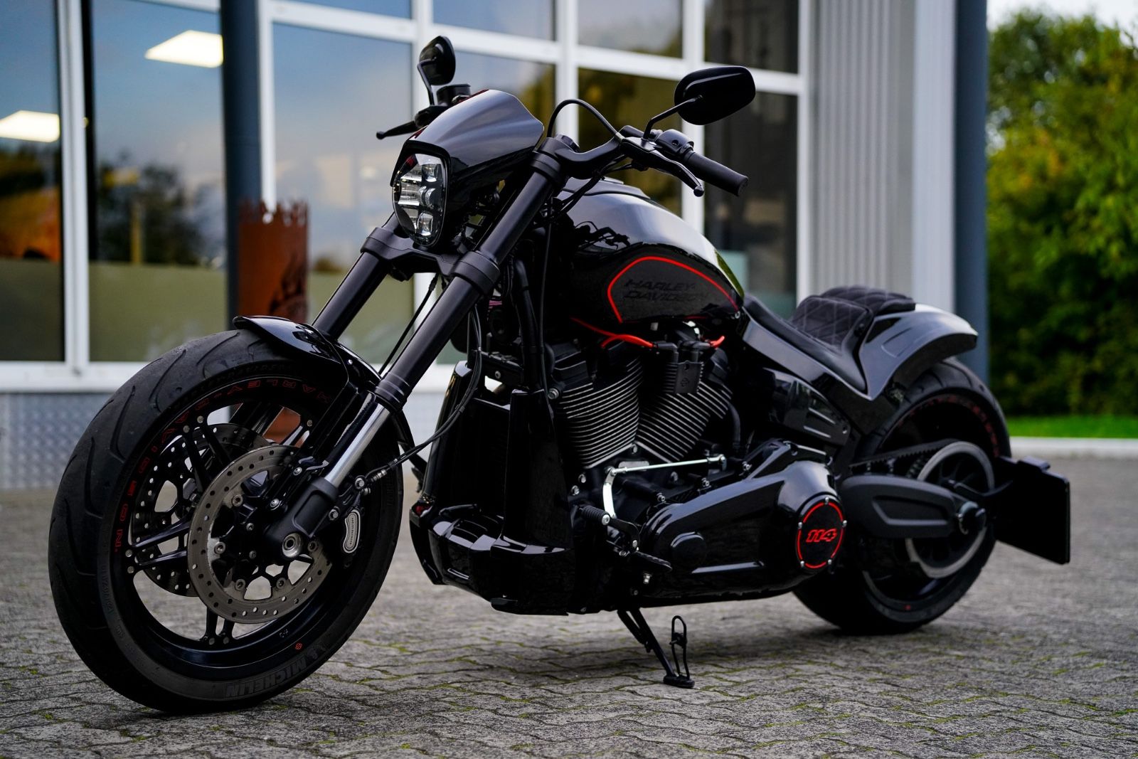 Fahrzeugabbildung Harley-Davidson FXDRS 114 CUI - KESSTECH - Heckumbau
