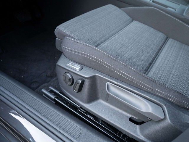 Passat Variant Business TSI DSG NAV Kamera Trave