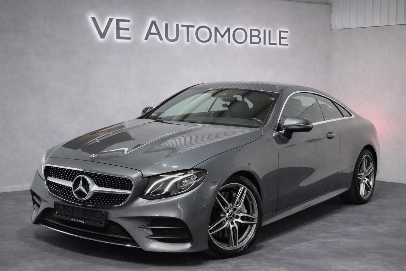 Mercedes-Benz E 300 Coupé AMG Line*2HAND*TOTWINKEL*AMBIENTE