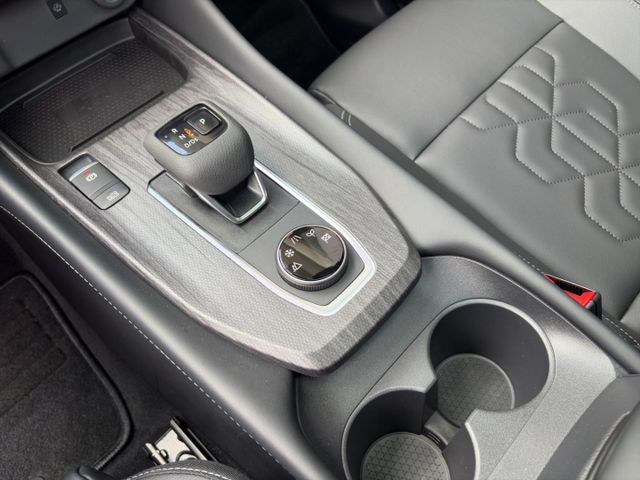Nissan Qashqai Tekna 4x4*HUD*Pano*Navi*Leder*LED*ACC*