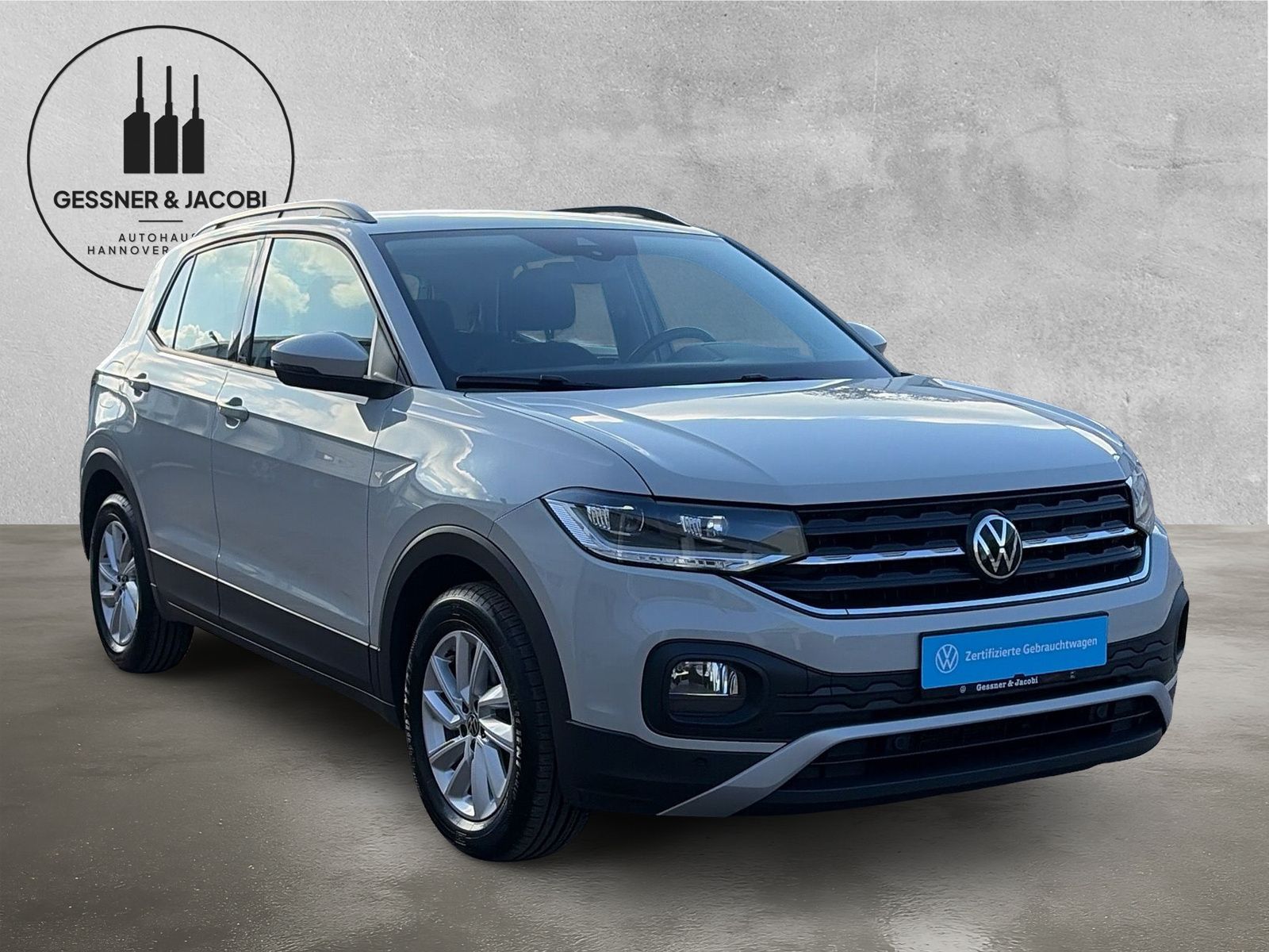 Fahrzeugabbildung Volkswagen T-Cross 1.0 TSI Life ACC AppConnect LED