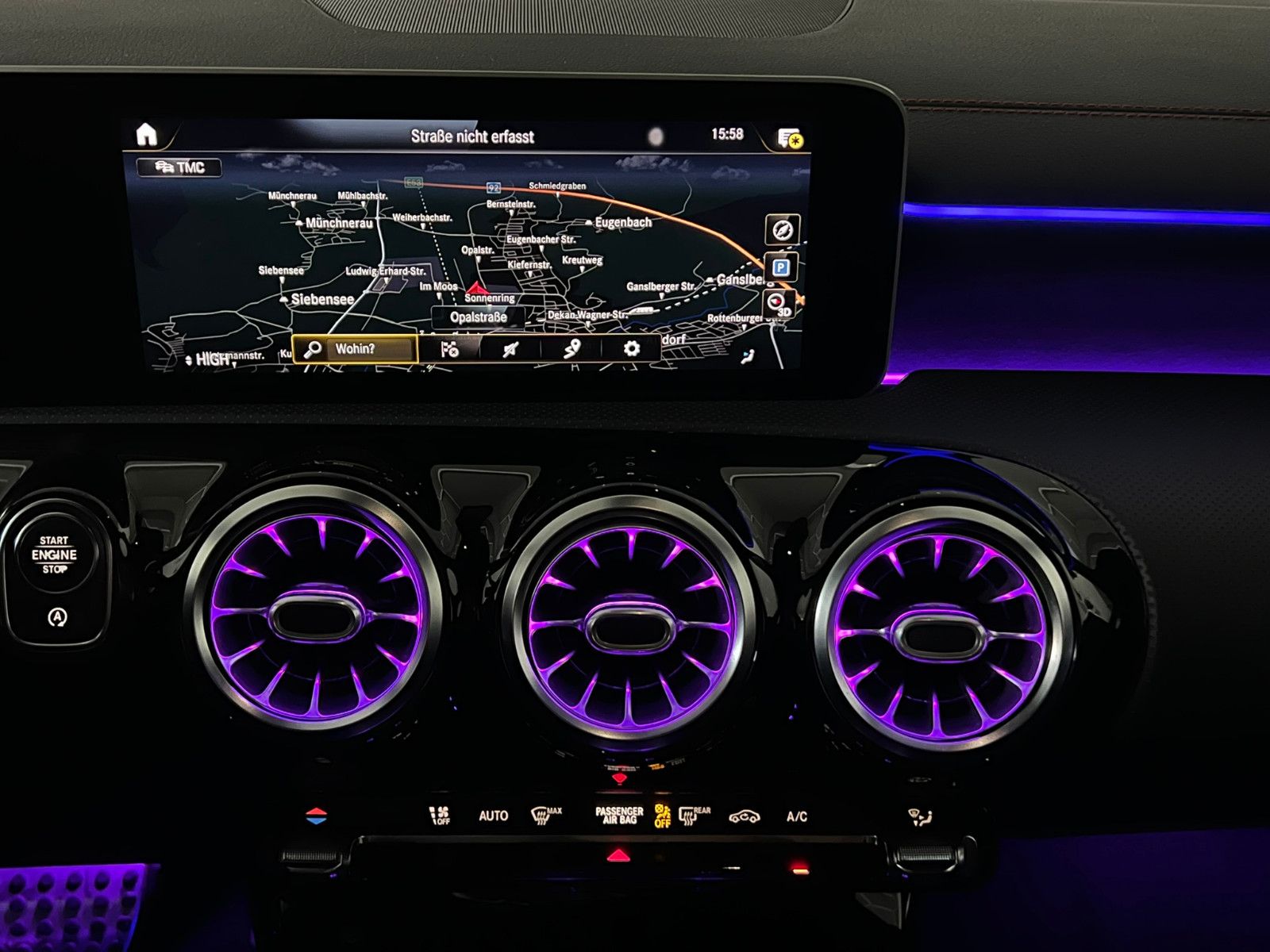 Fahrzeugabbildung Mercedes-Benz CLA 250 AMG-LINE/LED/VIRTUAL COCKPIT/AMBIENTE+