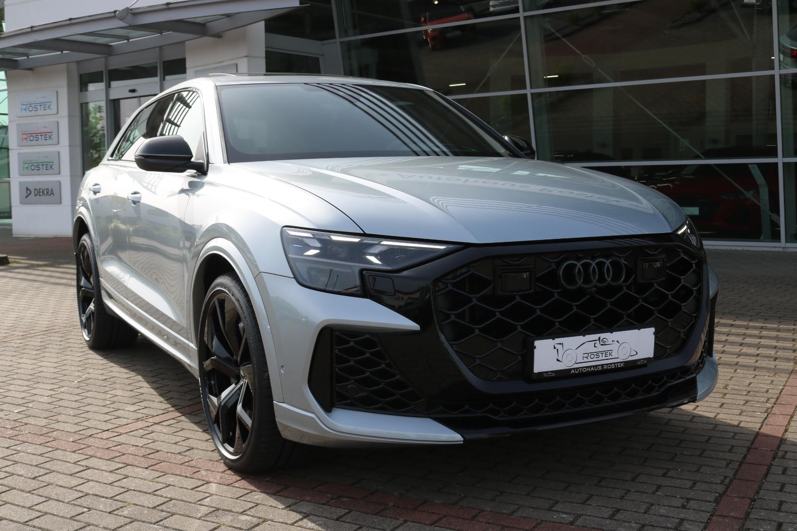 Audi RSQ8 performance /Keramik/Pano/RS-Design+ Rot/