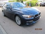 BMW 320 D Autom., Leder, Navi.  Rechtslenker - mit Diesel-Antrieb: Rechtslenker