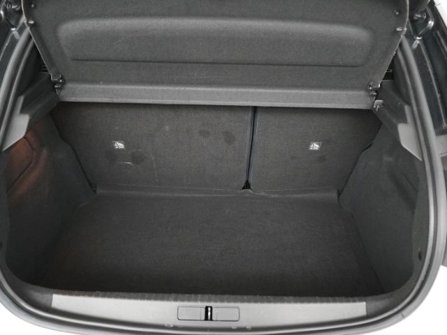 Corsa F GS LINE+CARPLAY+VERKEHRSZEICHENERKENNUNG