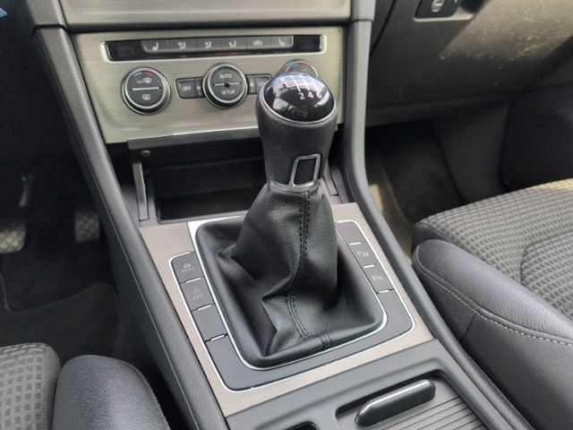 Golf VII Variant 1.4 TSI NAVI.+BI-XENON+AHK+GRA+