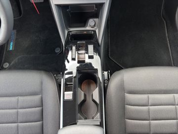 Citroën C4 MHEV 145 PLUS **KAMERA*LED*CARPLAY*PDC**