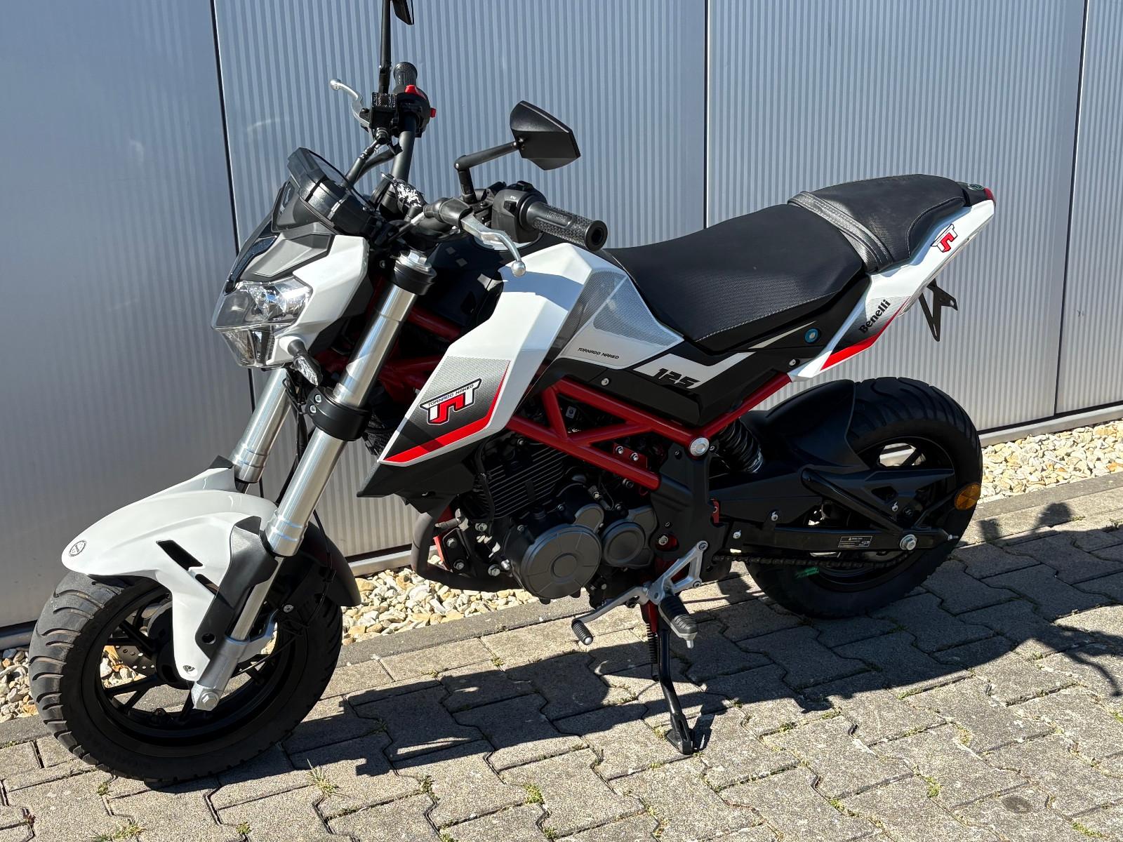 Benelli TNT 125