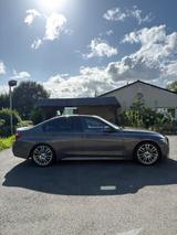 BMW 330e iPerformance M Sport Individual  - BMW 330: Iperformance