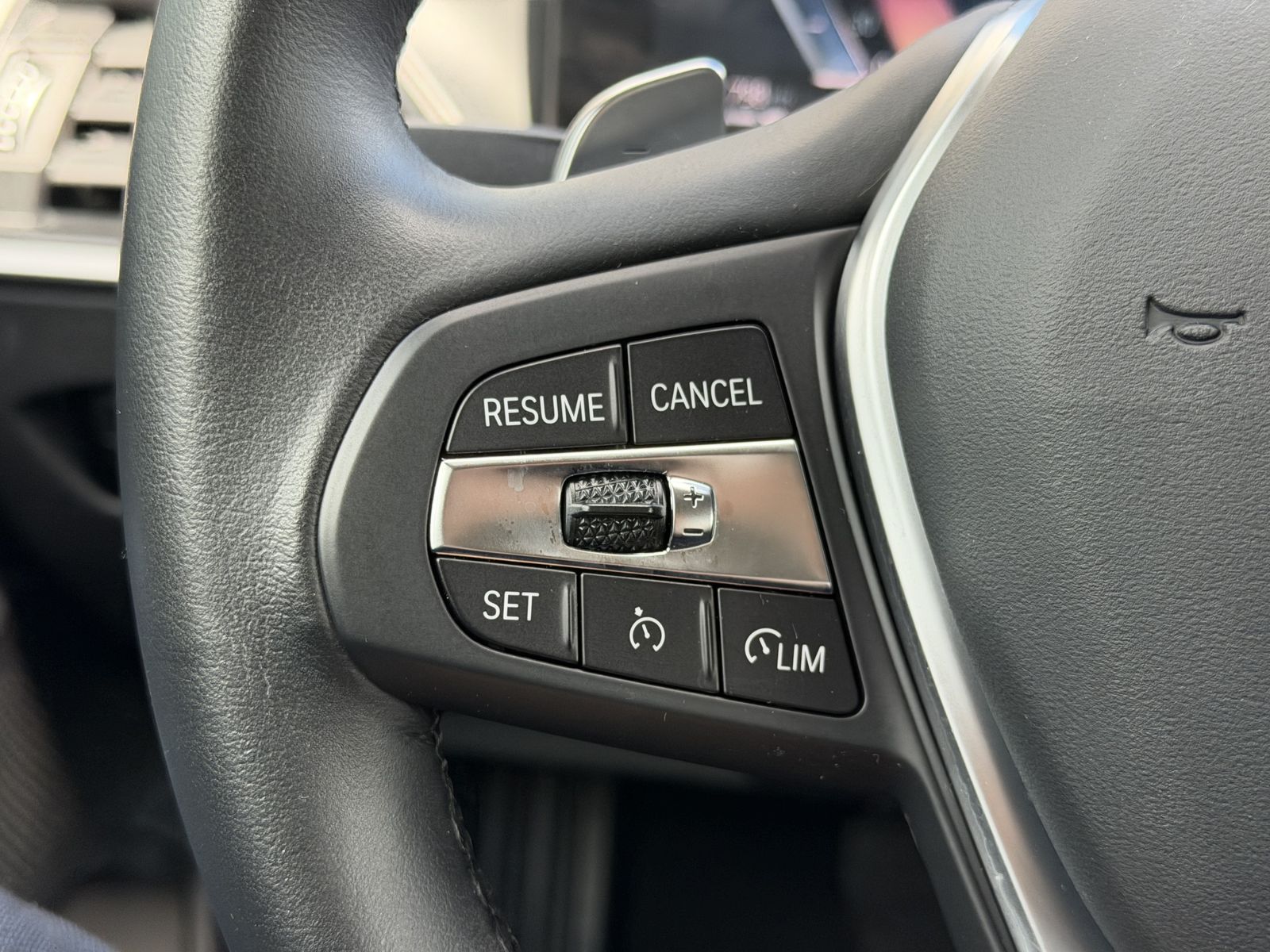 BMW 320 d xDrive | Live Cockpit Plus | Shadow Line foto 14