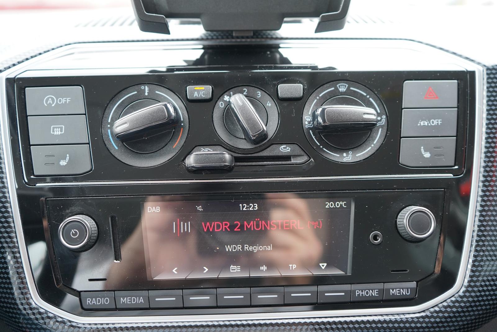Volkswagen Up 1.0 Basis Klima Sitzheizung Tempomat, миниатюра 24