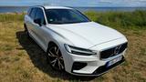 Volvo V60 D3 AWD Geartronic R Design R Design - Volvo V60 mit Diesel-Antrieb: Kombi, Geartronic