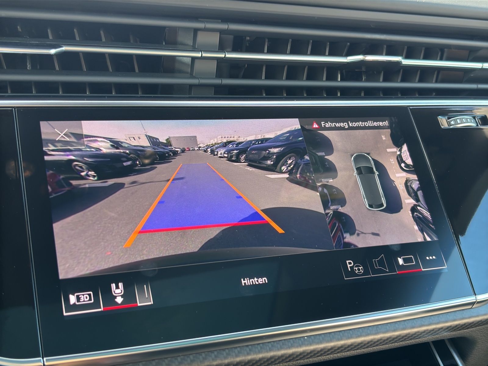 Audi RSQ8 - Bild 22