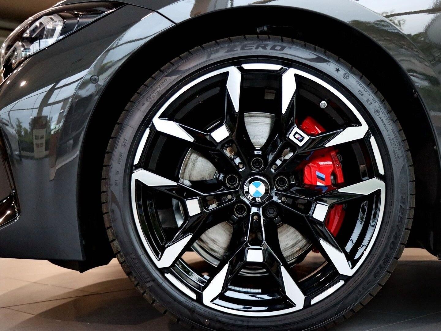 BMW 320d M Sport Pro Glasdach AHK Black Sale 2026