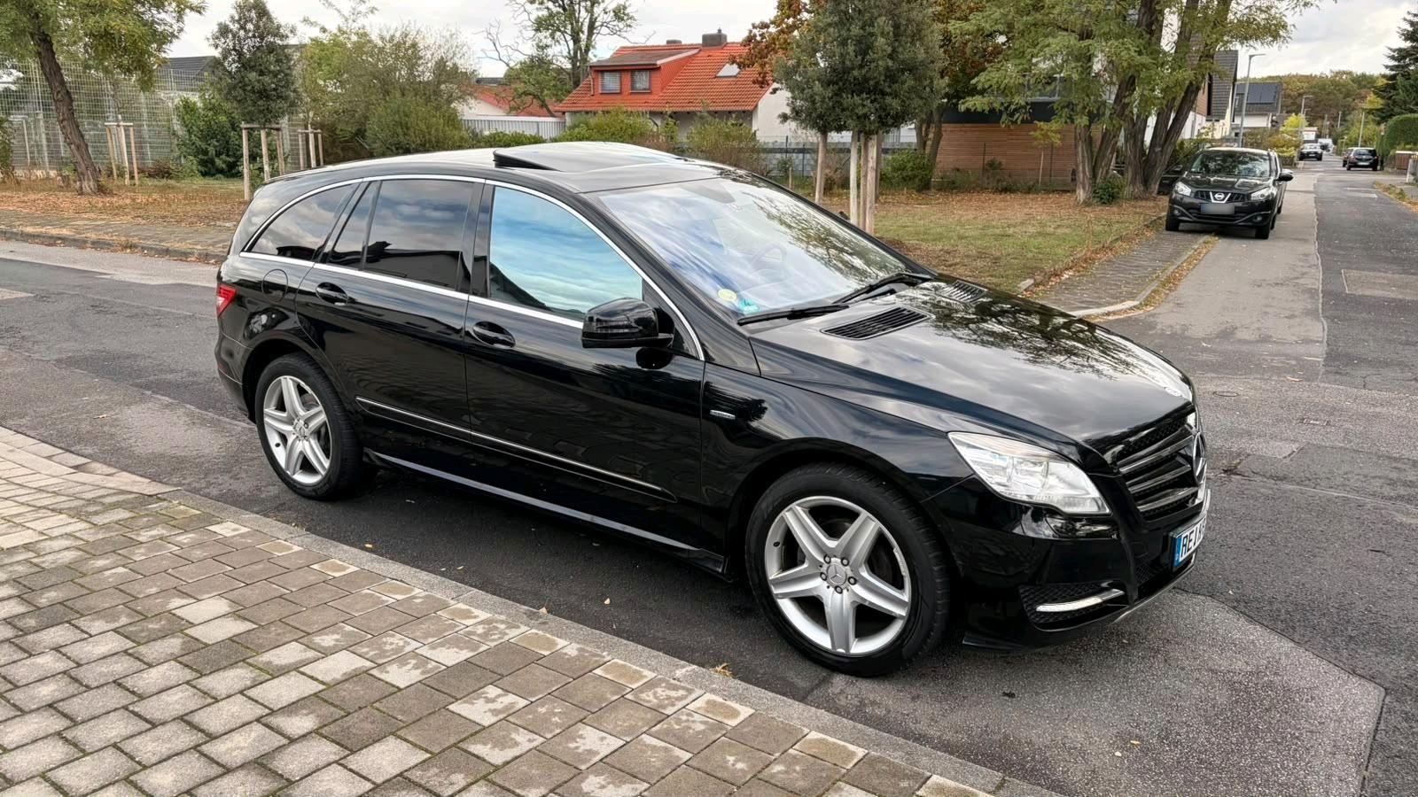 Mercedes-Benz CE 300