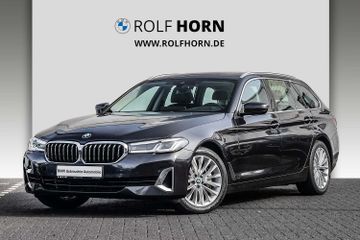 BMW 530d xDrive Touring Luxury Line Panod. AHK adLED