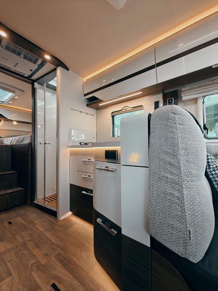 Fahrzeugabbildung HYMER / ERIBA / HYMERCAR B-KLASSE ML I 780 MASTERLINE - AUS ERSTBESITZ