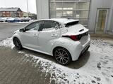 Toyota Yaris 1.5-l-VVT-i Hybrid 130 CVT GR SPORT GR... - Toyota Yaris: Sport