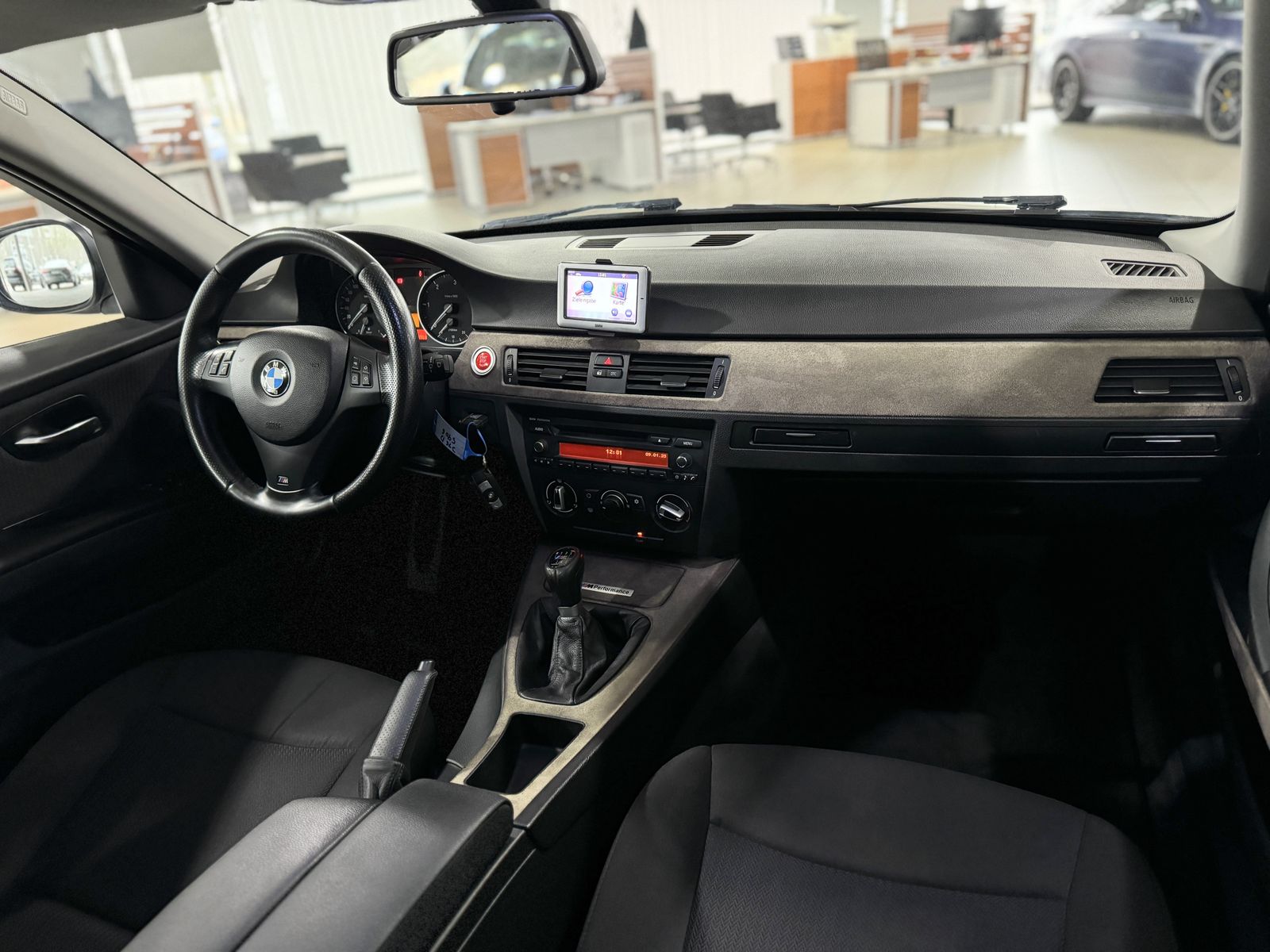 Fahrzeugabbildung BMW 316d Touring Tempomat Klima Navi